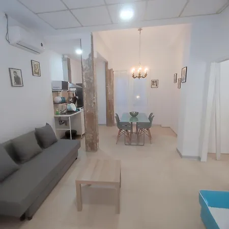 Pink Apartment Valencia